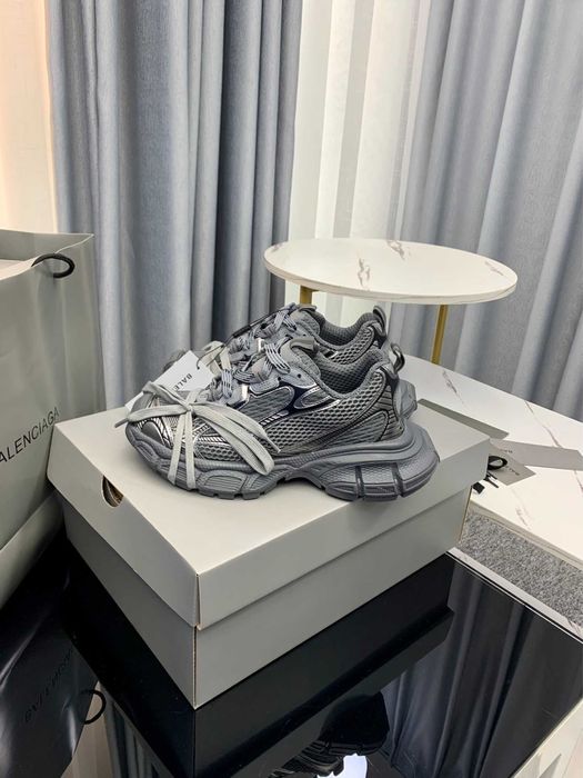 Balenciaga 3XL {35-46}