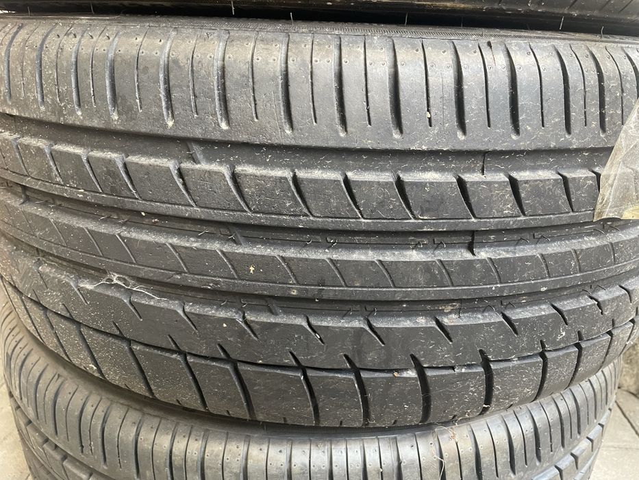 Автошины летние 275/35/20