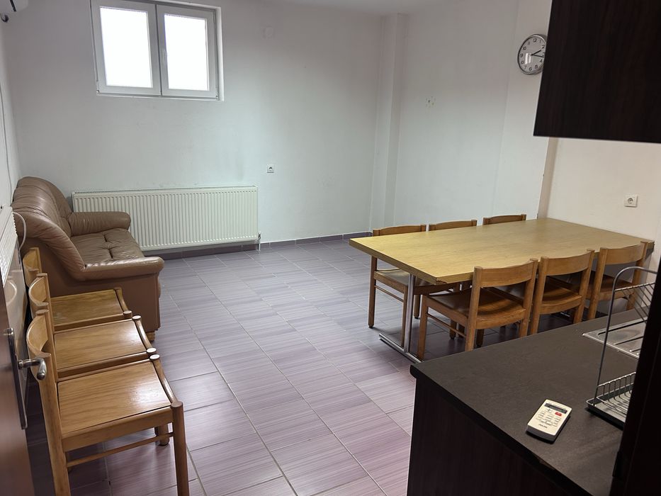 Дава се под наем Тристаен апартамент в Горна Оряховица - 45 кв.м за 219.3 € - Снимка #3