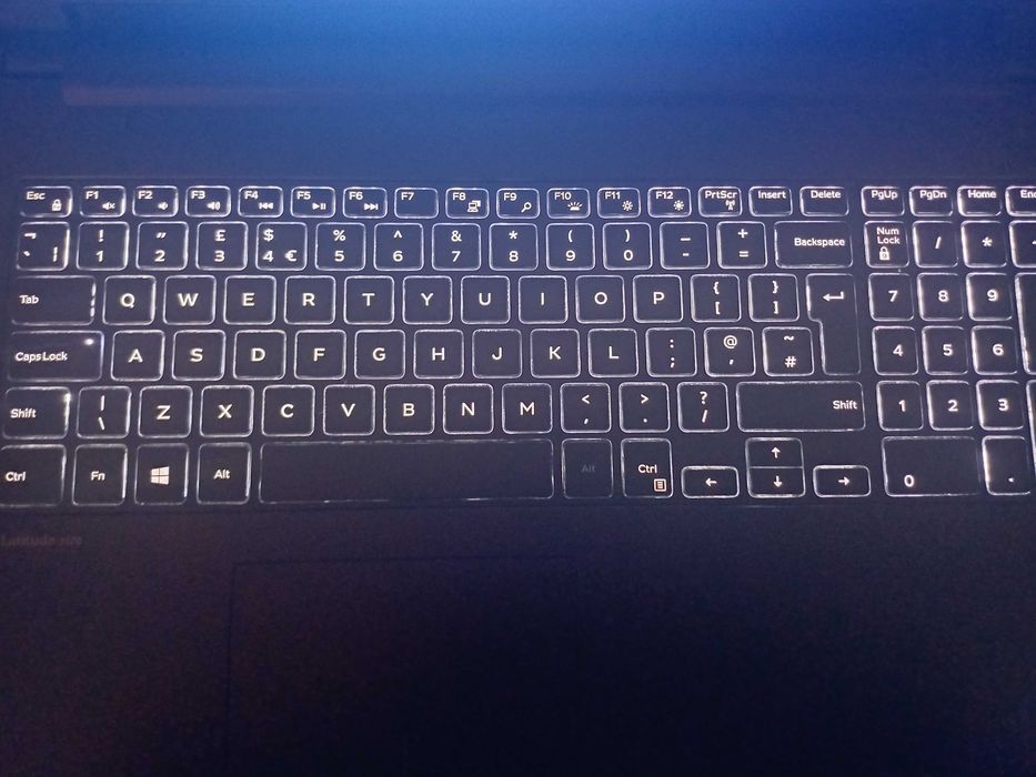 15.6'FullHD Dell Core™i5-6th/8GB Ram/1TB с двойна батерия