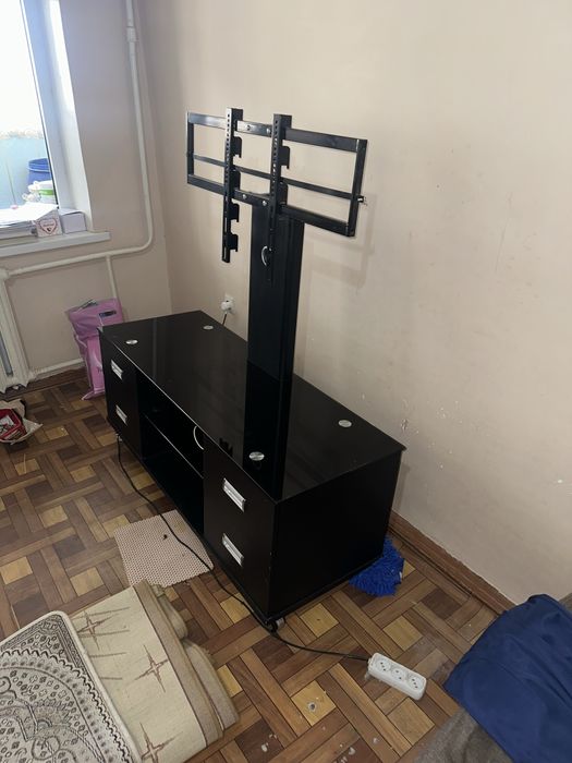 Подставка для телевизора