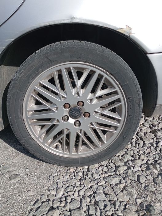 Джанти с гуми за Волво 205/50/17