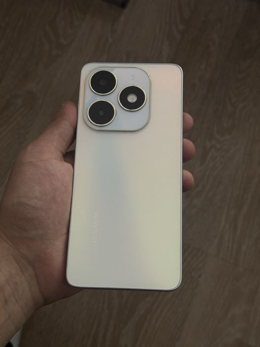 Tecno spark 20 в идеальном состоянии! Телефон