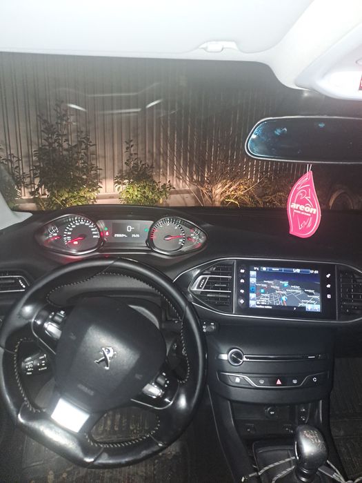 Peugeot 308- An 2016 , 5150 euro neg