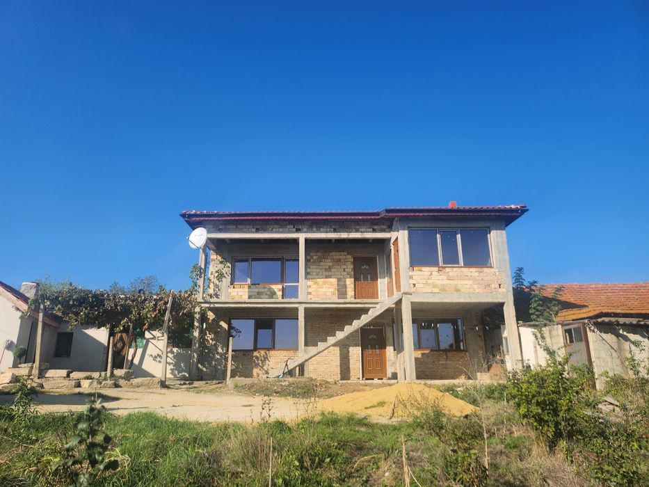 Продава се Къща в с. Николаевка, Област Варна - 80 кв.м за 975 €/кв.м - Снимка #7