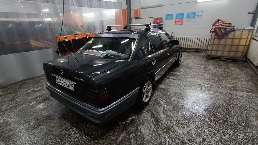 Мерседес 124 Е230