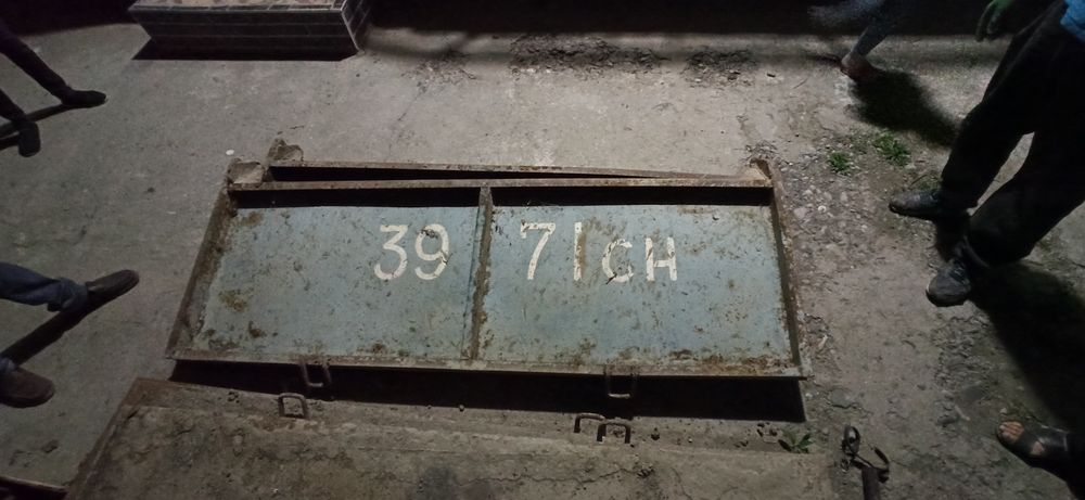 Продается задний борт ЗИЛ.