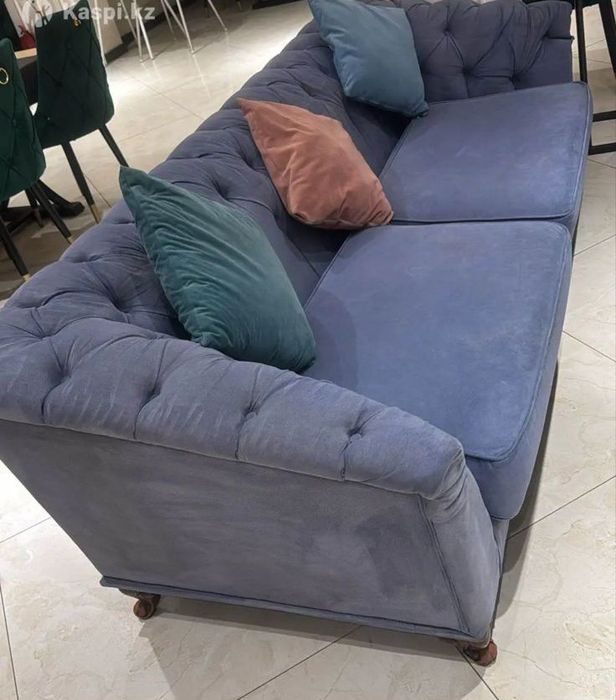 Продам диван не раздвижной