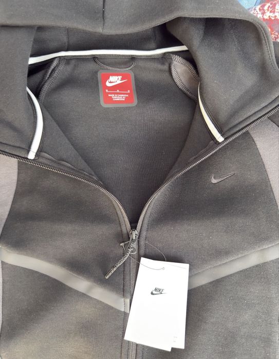 Nike tech fleece