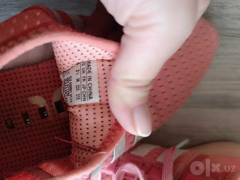 Кроссовки adidas. Оригинал. 36 размер