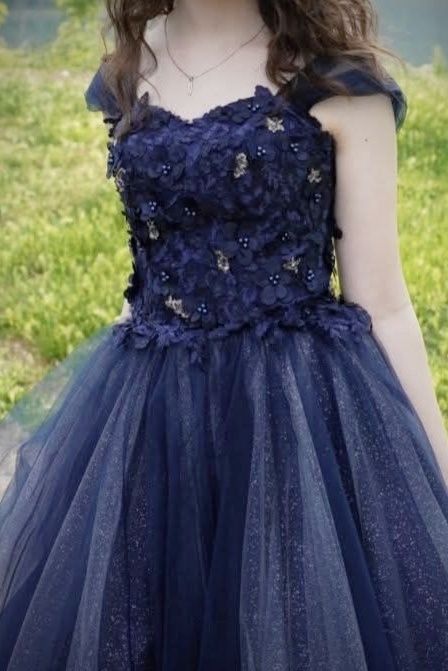 Абитуриентска рокля