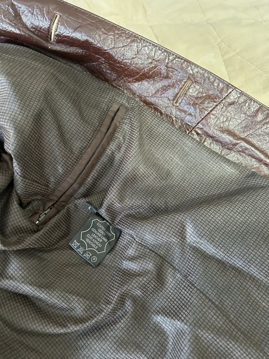 Кожаный пиджак 35000 тг