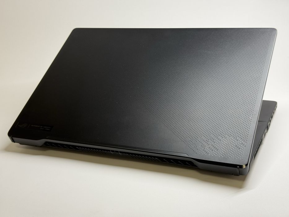 ASUS ROG Zephyrus M16 GU603ZM