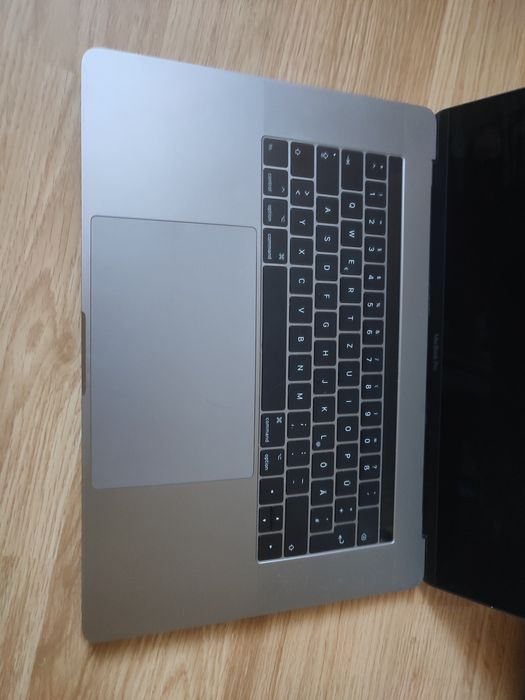 Macbook Pro 15 A1707 Emc 3162 - i7 / Complet