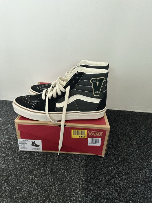 Sneackers: Calvin Klein; Vans; Converse & Tommy Hilfiger