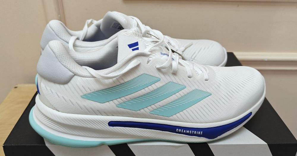 Беговые кроссовки Adidas Supernova Ease