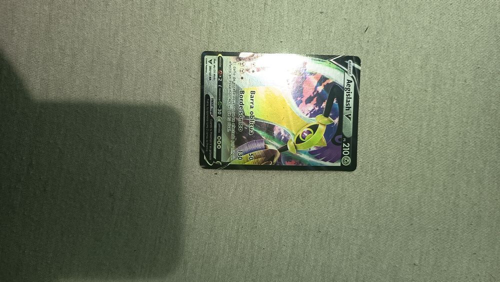 Set 120 cărți Pokemon (replici)