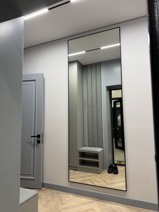 Зеркало с рамкой