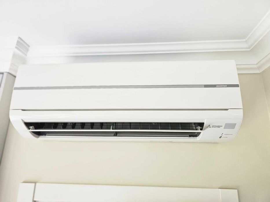 Продавам климатик Mitsubishi Electric MSZ-WN25VA (инвертор)