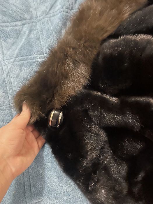 Продам шубу норковую