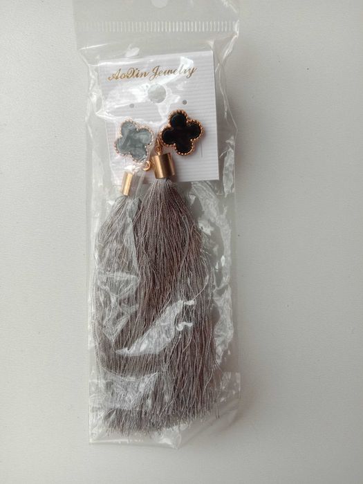 Серьги - кисточки