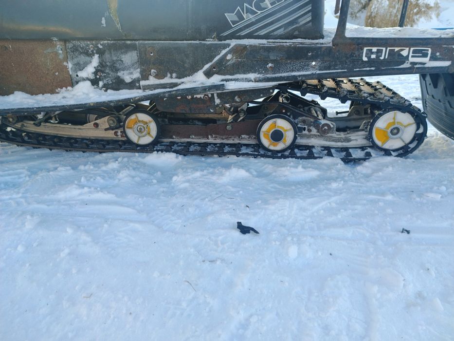 Снегоход.       .