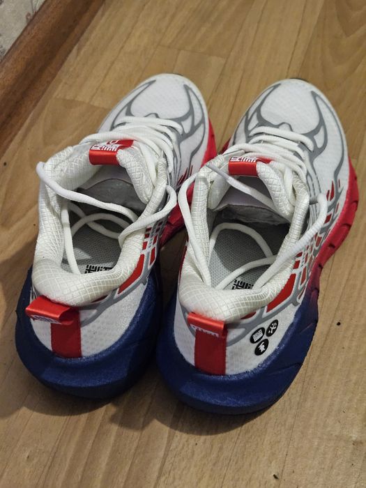 Кросовки беговые. Возможен обмен.