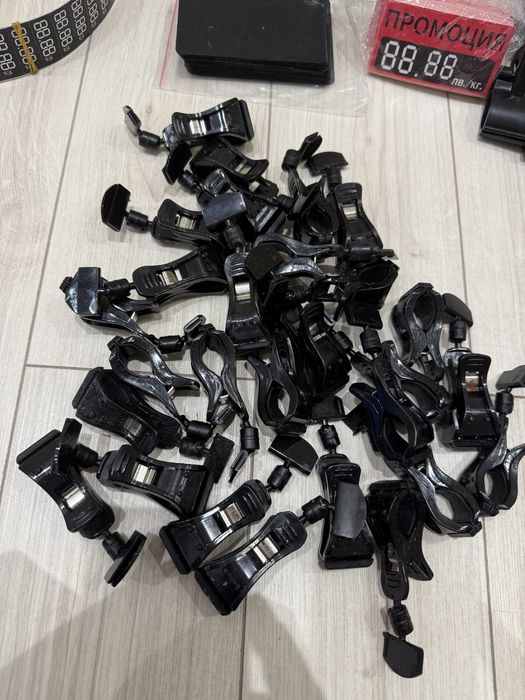 Табелки за цени , клещи за цени ,промоционални табели , щипки