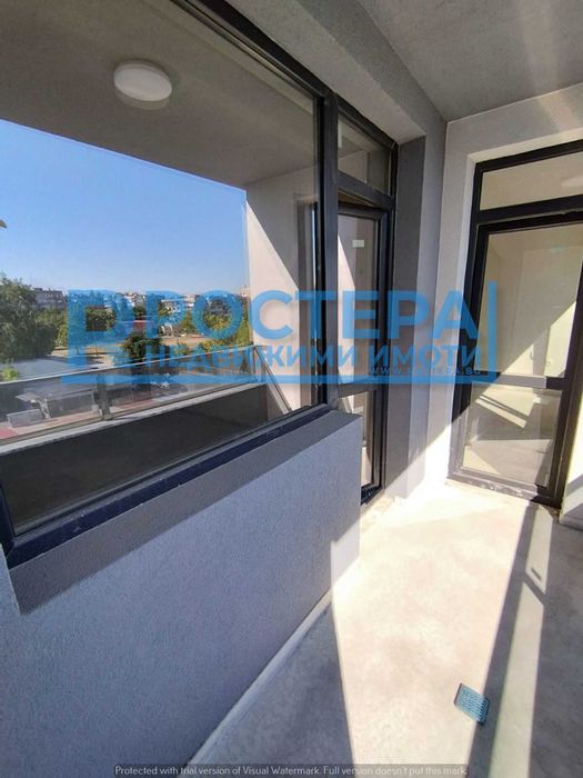 Продава се Двустаен апартамент в Търговище, Център - 60 кв.м за 1033 €/кв.м - Снимка #8