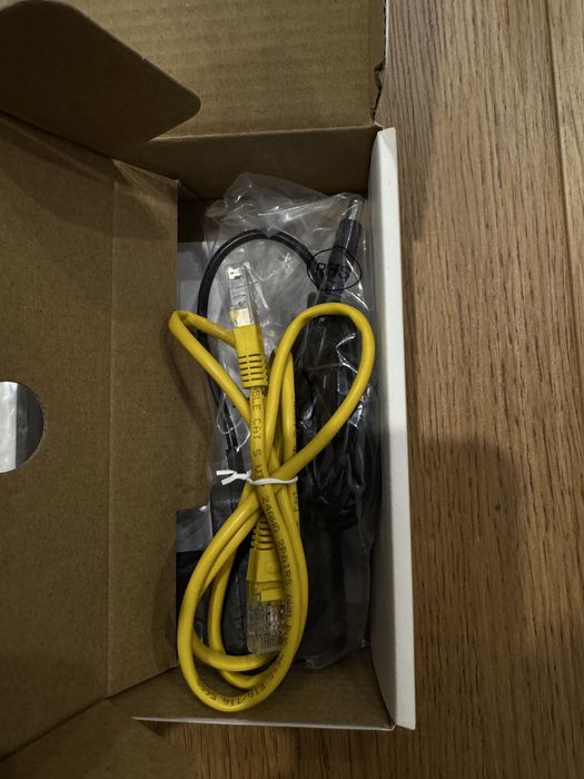 Продам 4g роутер huawei