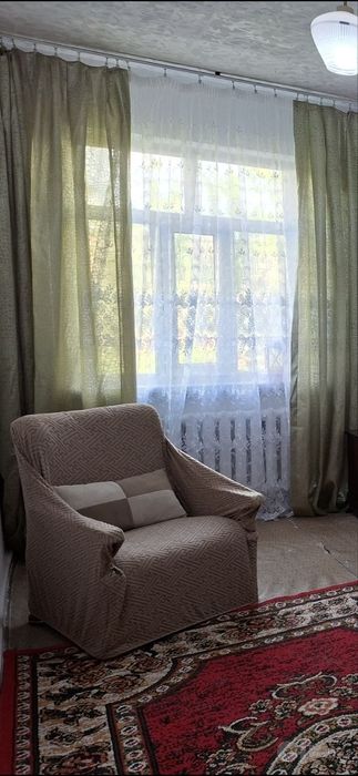 Продается раскладной диван и два кресла