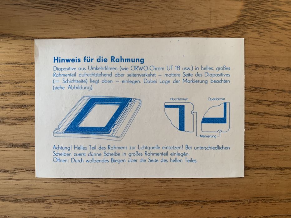 Качествени нови немски рамки за диапозитиви със стъкло 24х36мм
