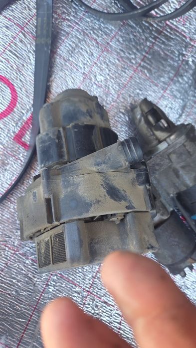 Продам запчасти на Мерседес