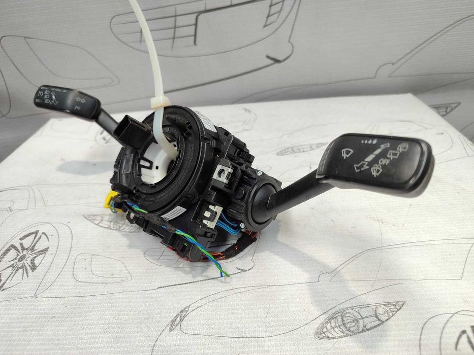 Ansamblu manete comenzi volan + spiră Skoda Octavia Mk3 (5E) 5Q0953549 2015 / [2013-2019] / (5B3)