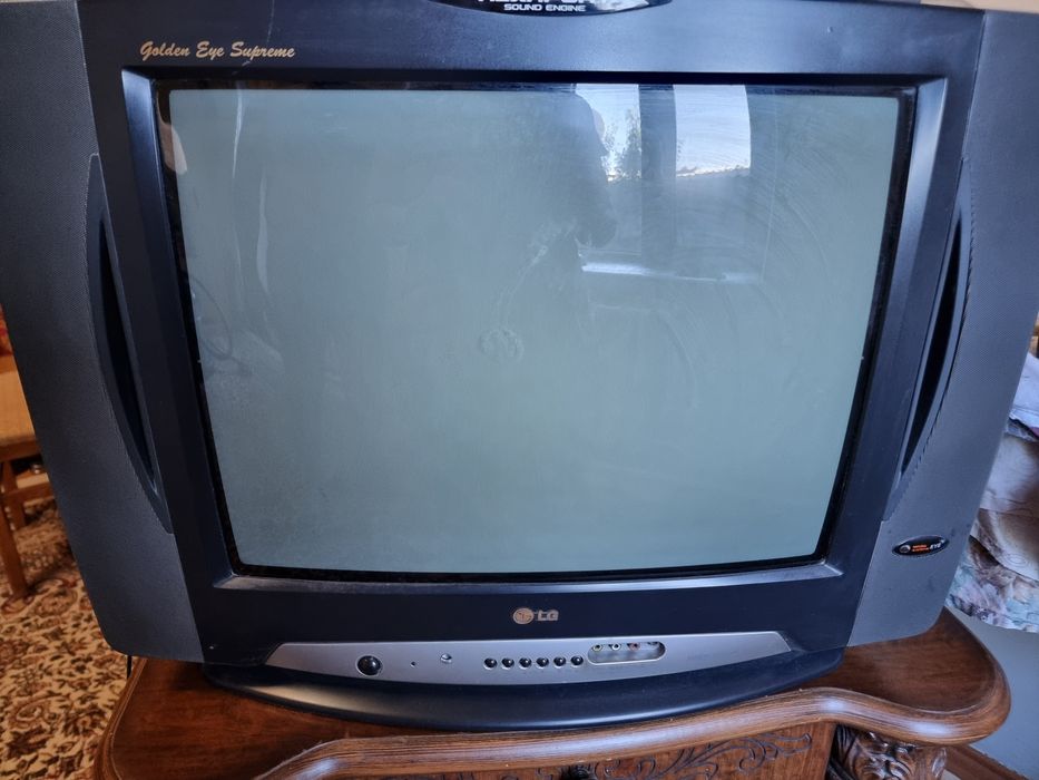 Телевизор LG  Б/У