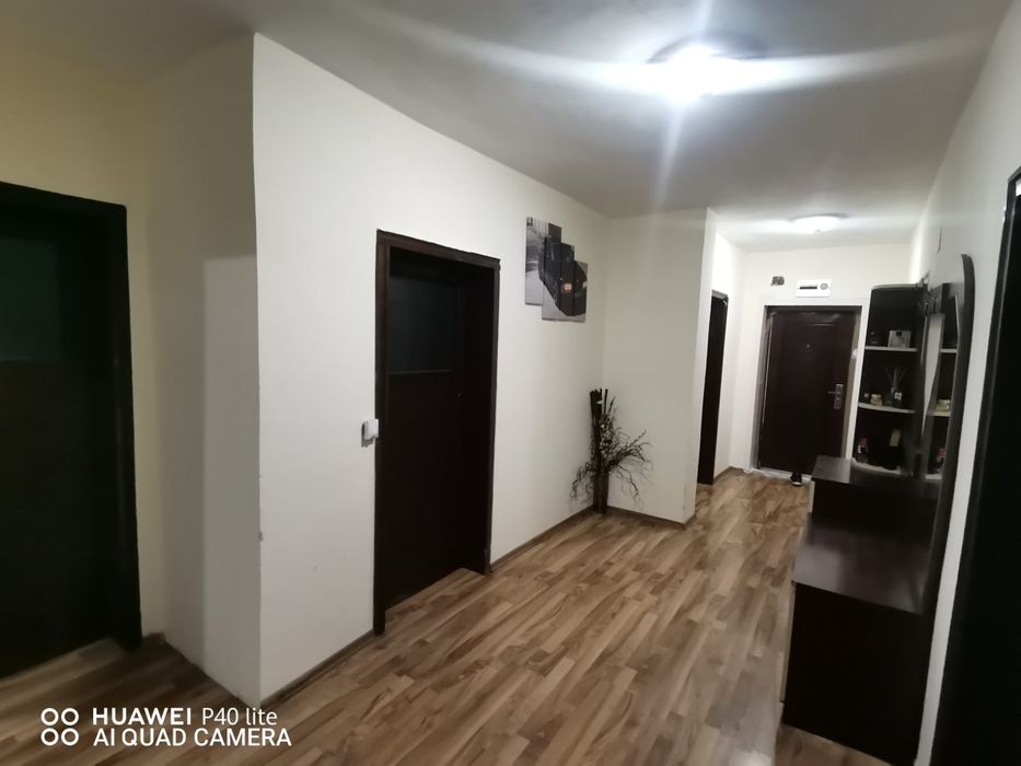 Продава се Четиристаен апартамент в Монтана, Изгрев - 144 кв.м за 778 €/кв.м - Снимка #4