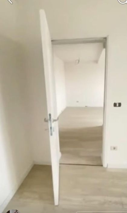 Vand apartament 2 camere