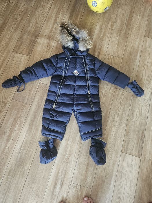 Продам детский комбинезон