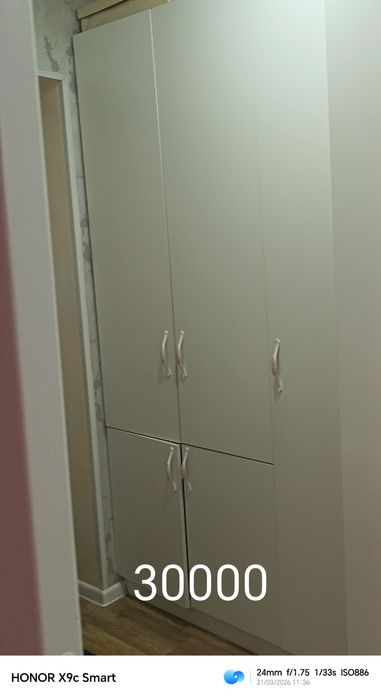 Продам шкаф в прихожую