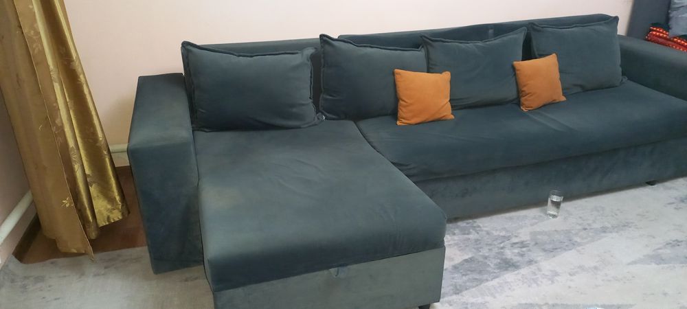 Продается мягкий уголок