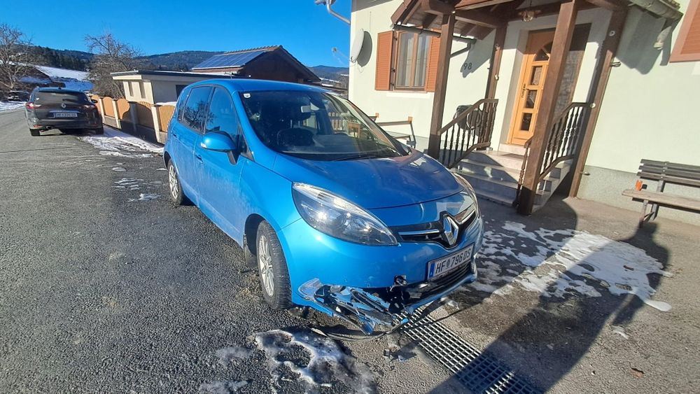 Renault Scenik 1.5 dci 110k. На части