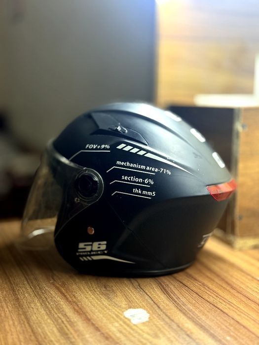 Shlem kaska moped va skuterlar uchun