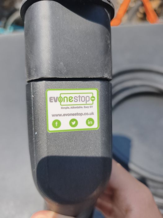 Кабел за зареждане Type 2 към Type 1 за EV 5метра 32А МАКС 22kW