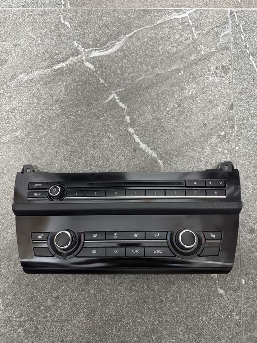 Vand panou clima bmw seria 5 f10