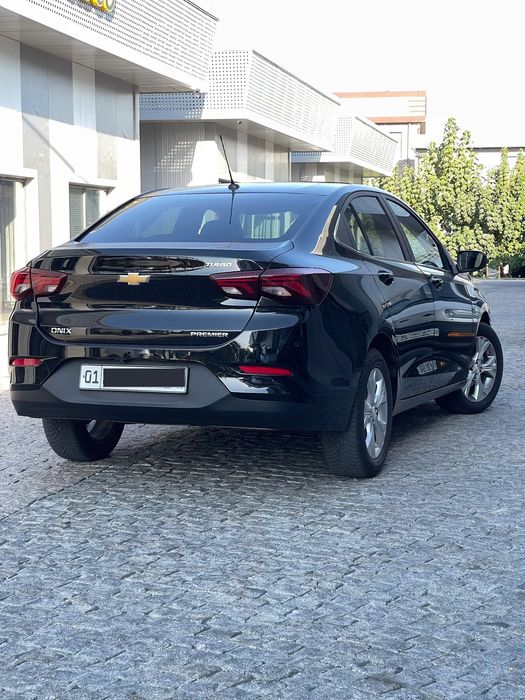 Onix Premier plus avtomabil sotiladi !