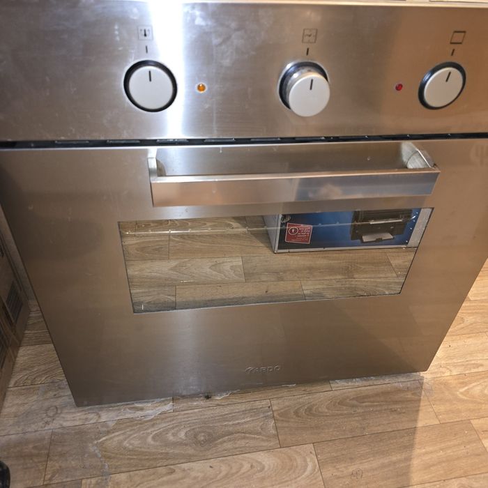 Продам духовку Италия