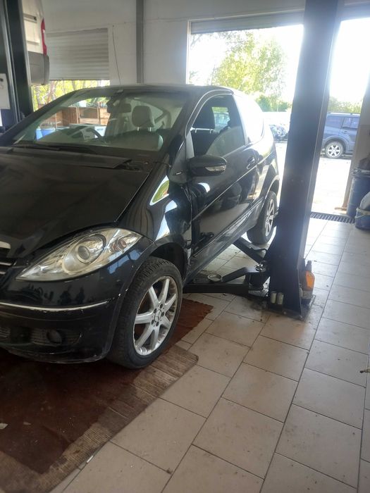 мерцедес A-class W169 2.0 CDI 109 к.с