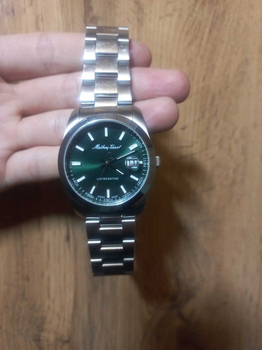 Срочно продаётся часы