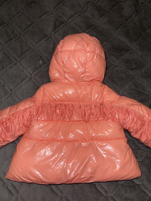 Продам куртку на девочку ,Италия