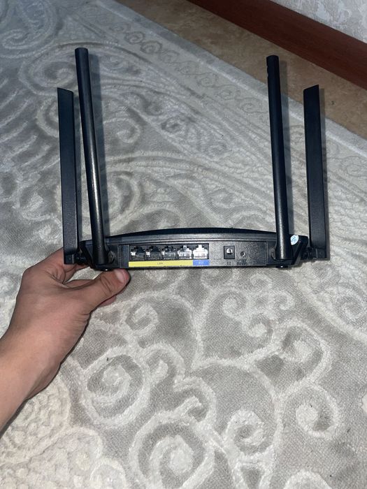 Продам Вайфай роутер в отличном состоянии